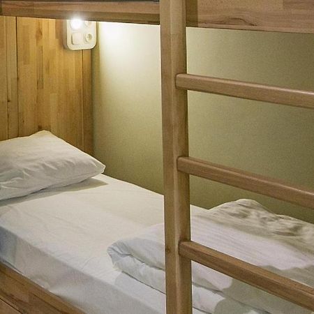 Dream Hostel Lviv Exterior photo
